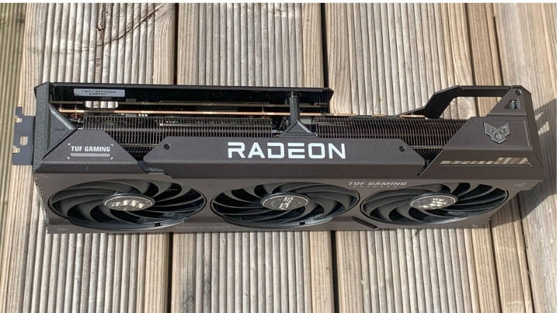 RX 7700 XT Review: Is It Worth It Over the RX 7800 XT?