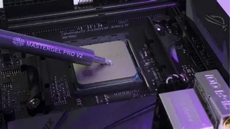 What Is the Best Thermal Paste Actually Doing in Your Build